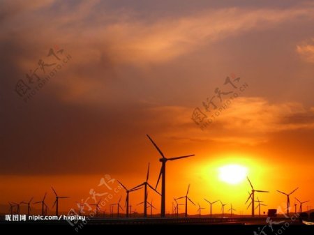 神奇的达坂城风力发电场图片