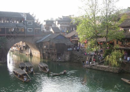 凤凰古城虹桥图片