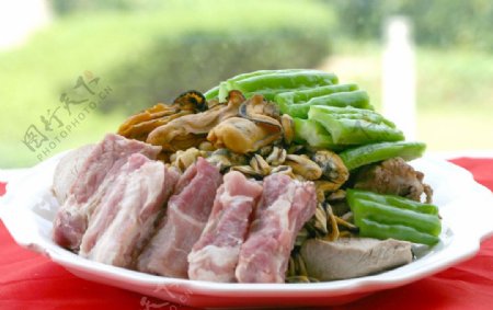 凉瓜蚝豉煲肉排图片