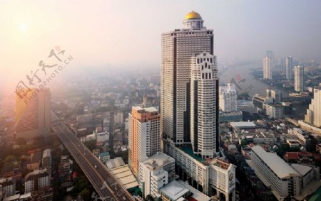 曼谷清晨市中心俯瞰图片