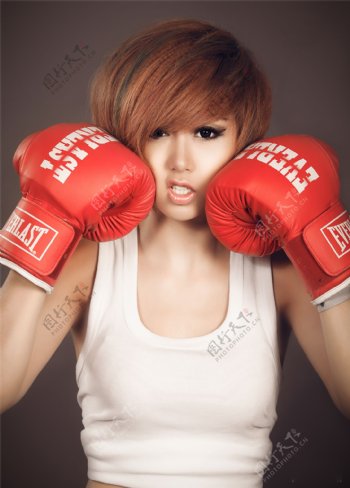 美女拳击手图片