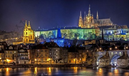 布拉格夜景一角图片