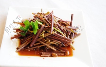 水豆豉拌蕨菜图片
