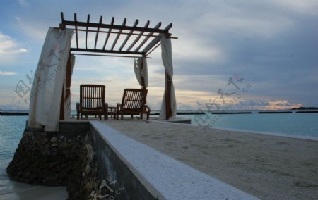 椰子岛躺椅图片