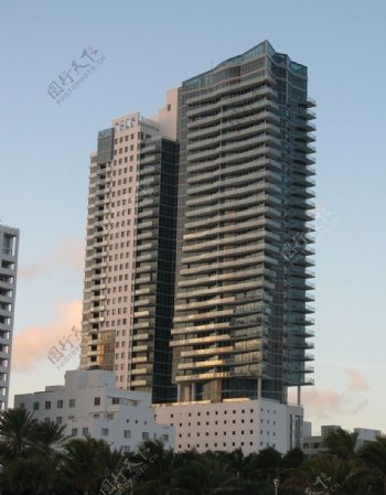 迈阿密新建公寓楼图片