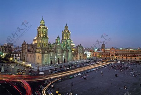 墨西哥墨西哥城宪法广场夜景图片