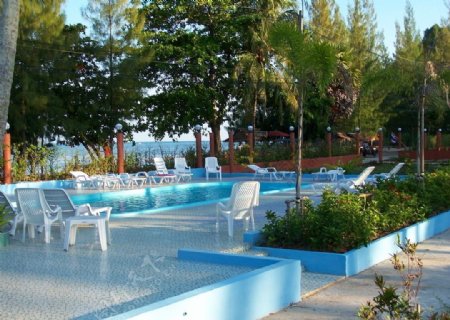 泰国普吉岛风光之游泳池图片