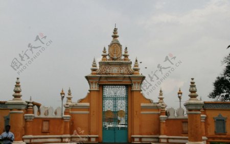 柬埔寨皇宫中的议室大厅图片