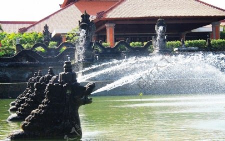 巴厘岛AYODYA酒店雕塑图片