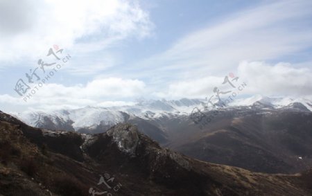 雪山之巅图片