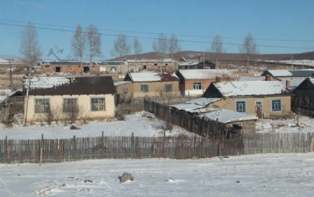 农村雪景图片