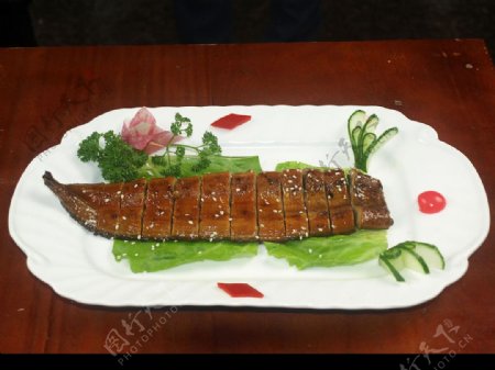 日本烤鳗鱼图片