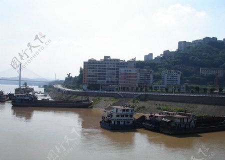 长江洪峰图片