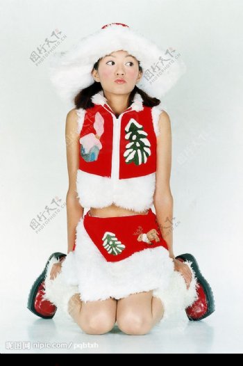 时尚美女写真圣诞装扮女孩图片