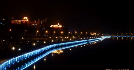 伊通河夜景图片