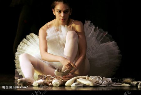 芭蕾舞女演员图片