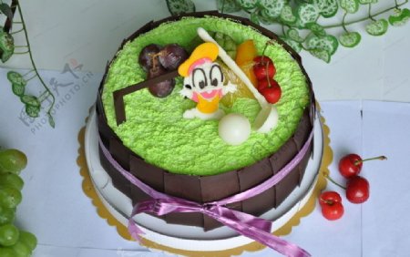 水果绿色蛋糕图片