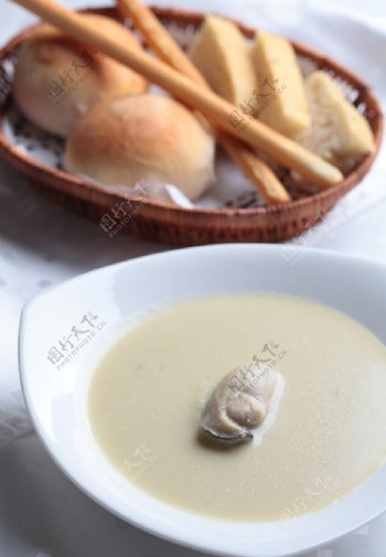 意大利忌廉海鲜蘑菇汤图片