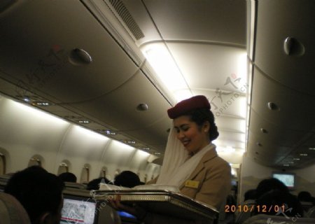 阿联酋航空姐图片