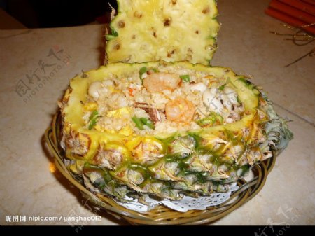 越式菠萝焗饭图片