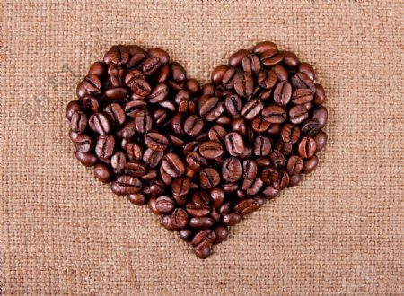 爱心咖啡豆图片