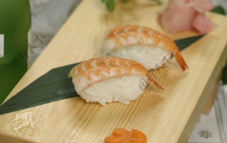 大虾寿司图片