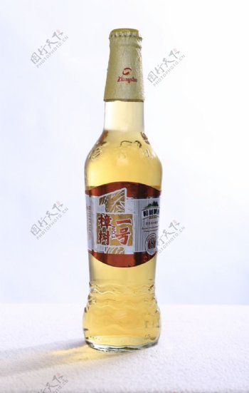 樟树啤酒图片