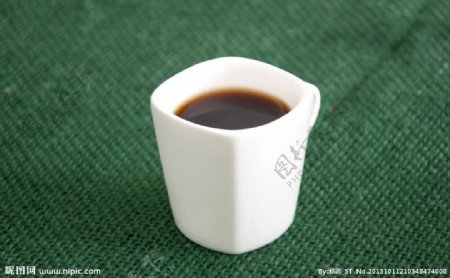 白色咖啡杯浓缩咖啡图片