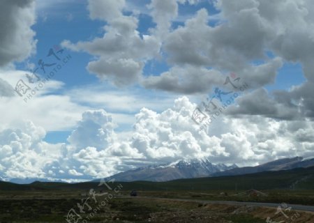 唐古拉山的云图片
