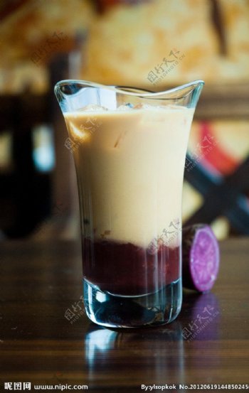 红豆紫薯奶茶图片