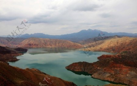 李家峡库区图片