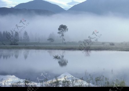 山水剪影图片