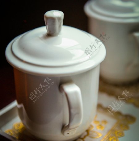 白色茶杯图片