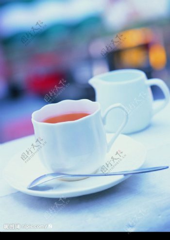 白茶杯图片