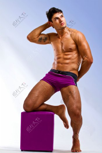 男性内裤模特图片