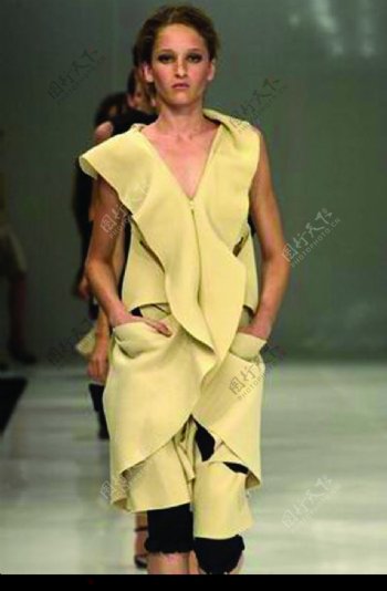 里约热内卢2004女装秋冬新品发布会0081