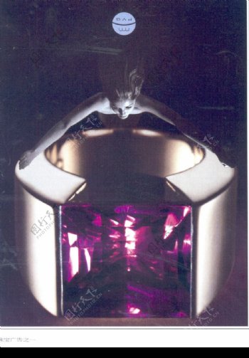珠宝手表广告创意0070