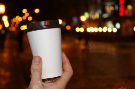 咖啡外卖夜景