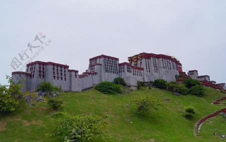 布达拉宫