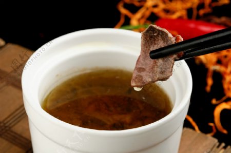 清炖猪肝汤