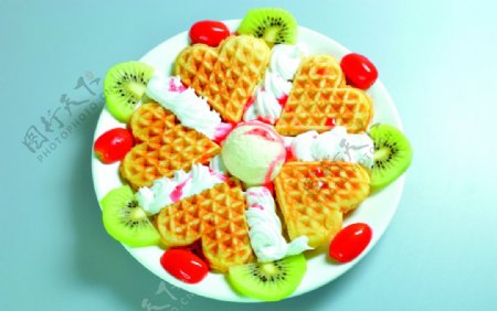 水果松饼冰淇淋