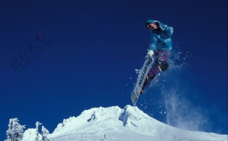 极限运动高山滑雪