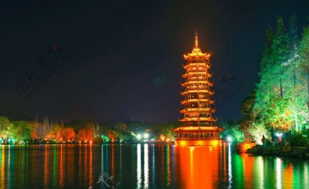 桂林夜景日月双塔宝塔