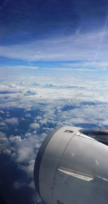 飞机上看绝美云海飞机航拍