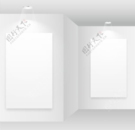 空白色的房间与画框