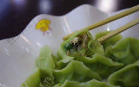 绿色鲍鱼饺