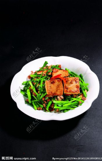 肉末韭菜煎豆腐