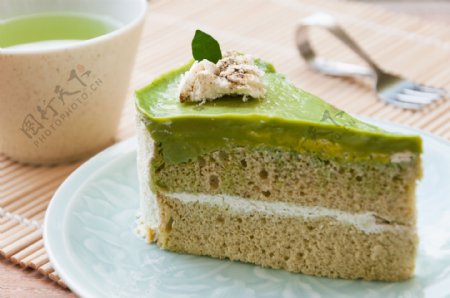 绿色蛋糕食物图片