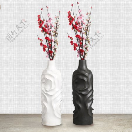 黑白花瓶
