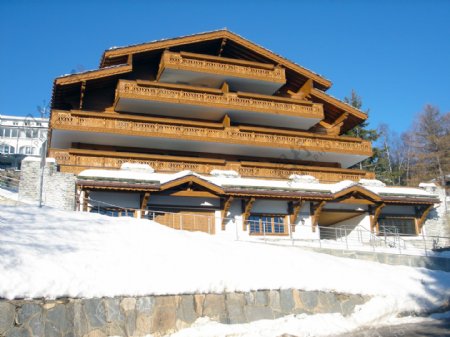 雪景房子摄影